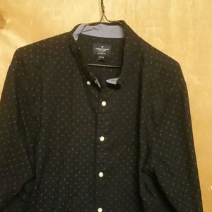 American Eagle Button-Up